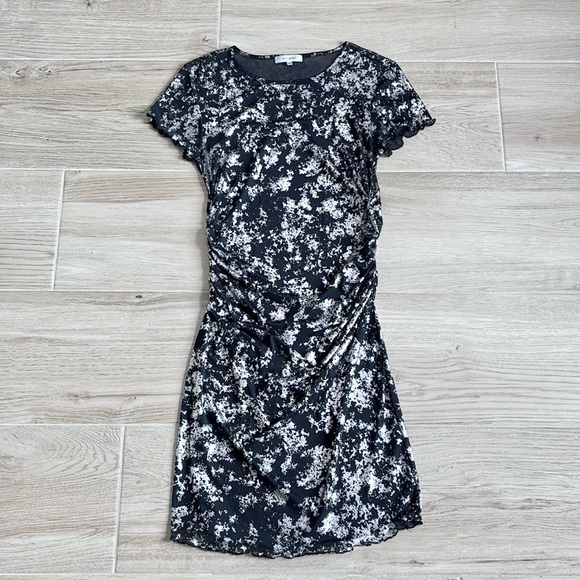 No Comment Dresses & Skirts - No Comment Floral Black and White Midi Dress Large